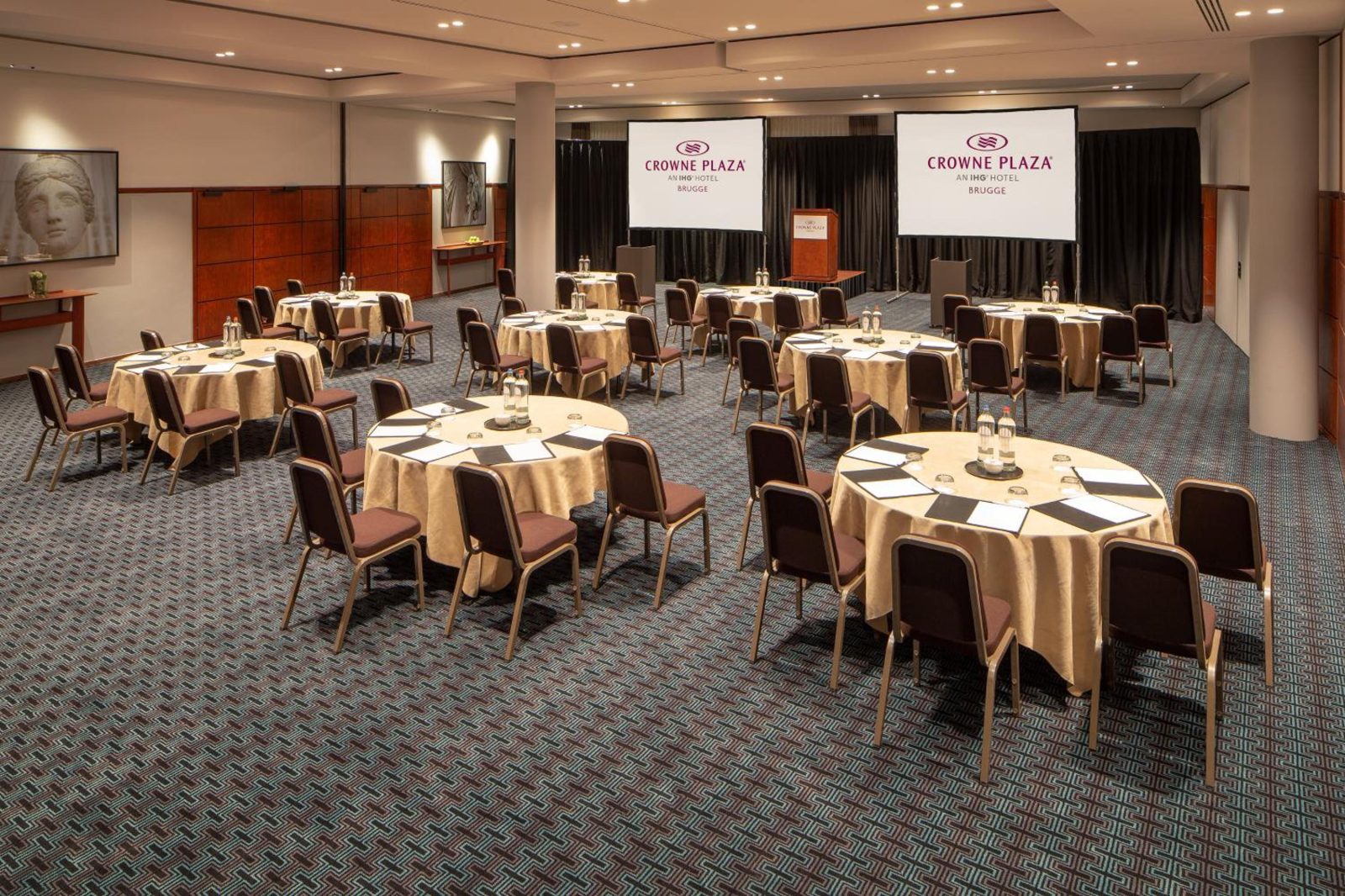 Crowne Plaza Hotel Brugge by IHG — photo 4
